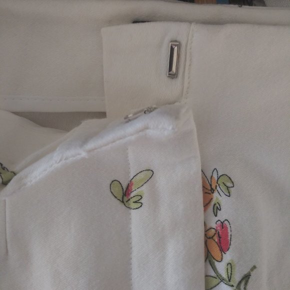 La Vore White Cafe Scene Slacks Women's Small - Picture 4 of 8